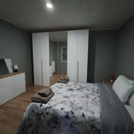 Lägenhet Di La 2 Favaro